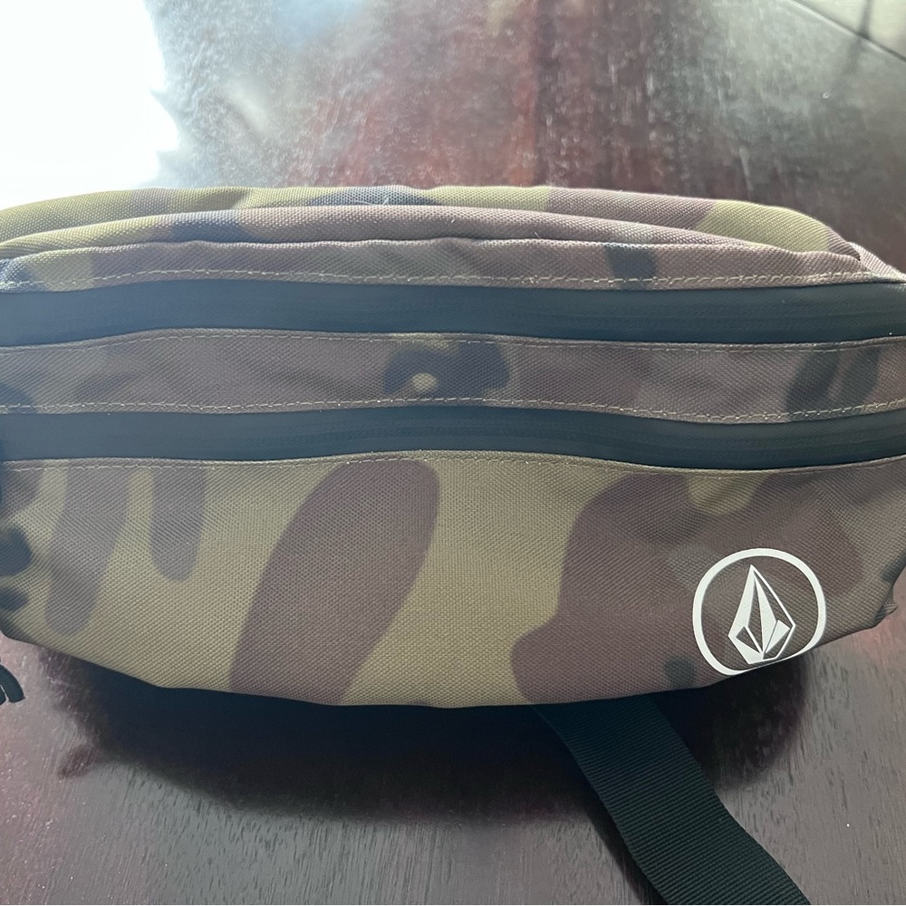 Volcom large cross body belt bag or Fanny pack
